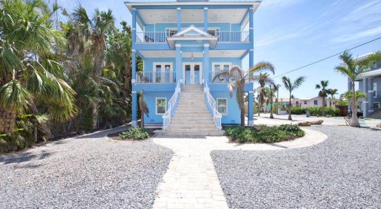 House with pool | Beach nearby | Dogs allowed — photo 5