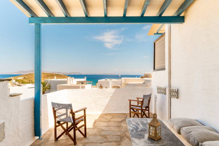 House Tinos