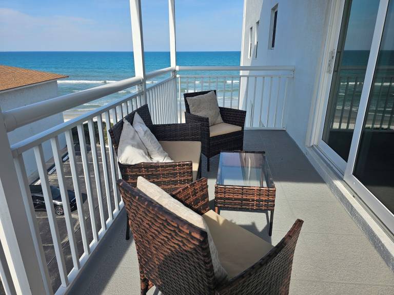 Condo  Satellite Beach