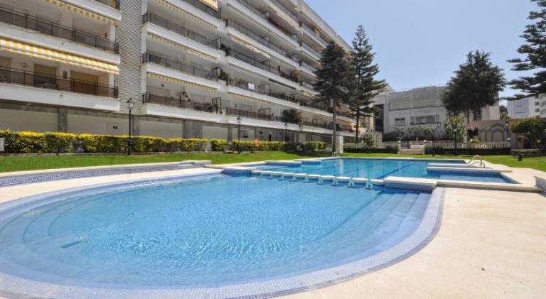 Apartment with patio, garden & private pool | Next to the beach | Dogs allowed — photo 3