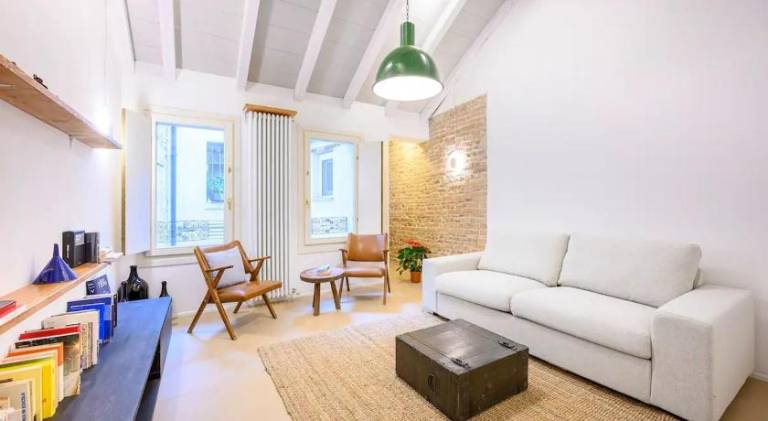 Apartment with 1 room for 5 persons — photo 3