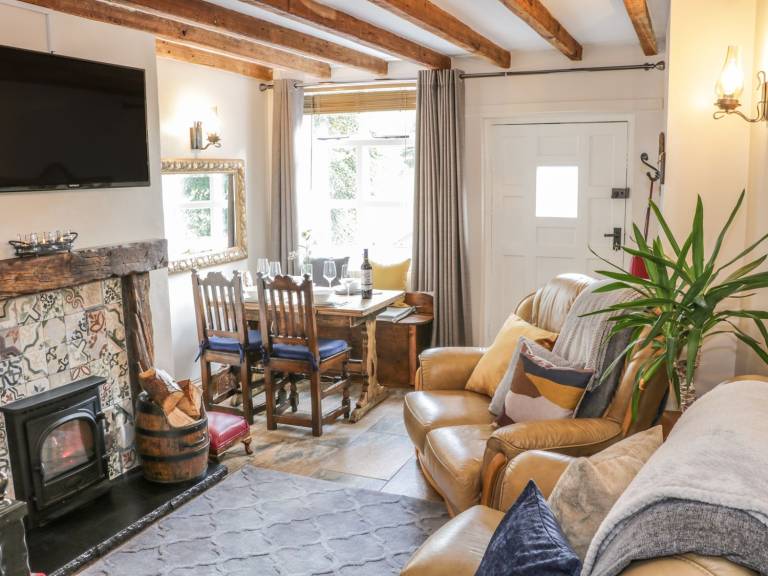 Family-friendly pleasant cottage with garden, terrace & jacuzzi | Pet-friendly — photo 4