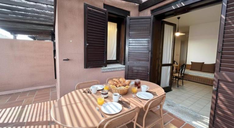 Villa with patio & garden — photo 3
