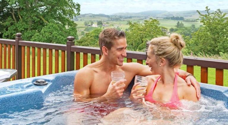 Nunland Hillside Lodges