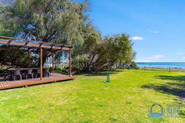 House Mandurah
