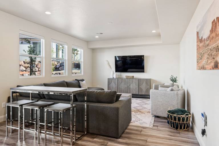 Fully equipped nice house with barbecue, pool & hot tub | Pets are welcome — photo 3