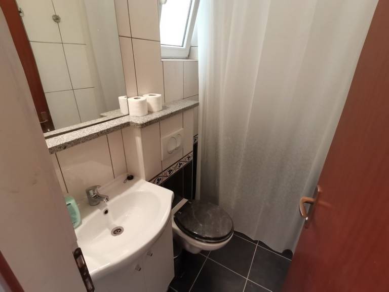 Rental apartment with terrace | Beach nearby | Pets are welcome — photo 4