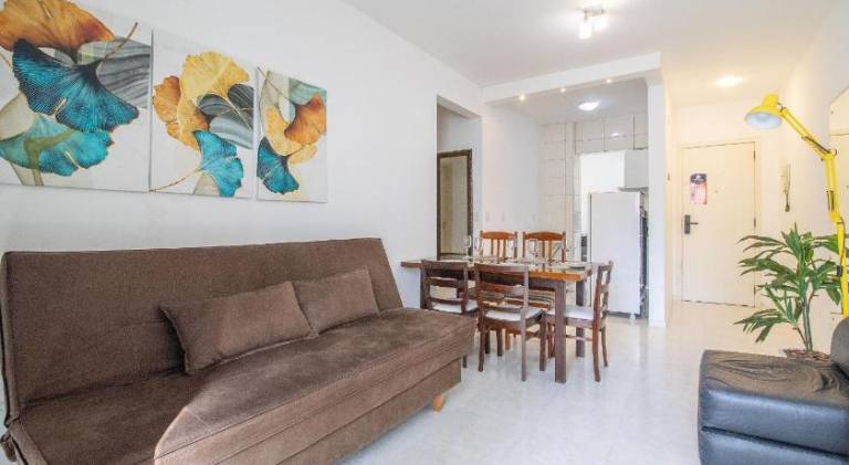 Charming holiday apartment | Next to the beach | Good for workation | Pet-friendly in Balneário Camboriú