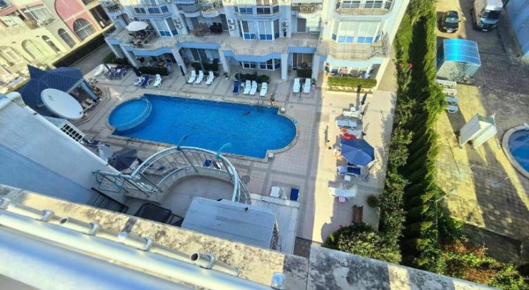 Rental apartment with pool — photo 4
