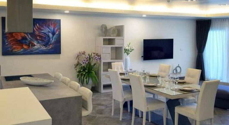 Karon beach Stylish large 2BR with Sea View 150sqm — photo 4
