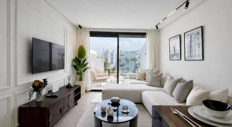 Rental apartment with terrace — photo 2