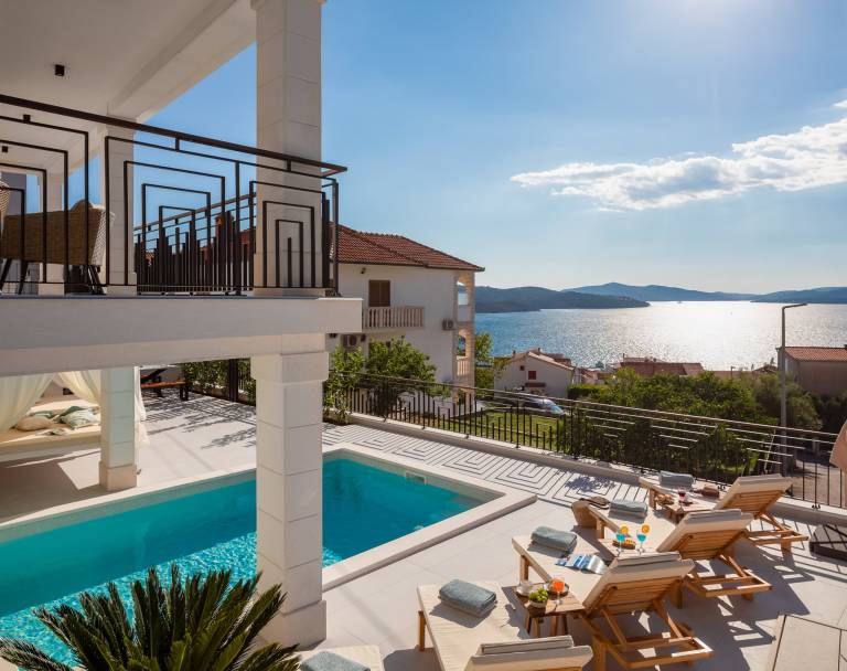 Villa  Trogir
