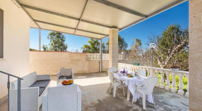Vacation home with 2 rooms for 4 persons in Manduria