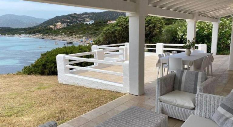 Villa with garden, barbecue & patio — photo 3