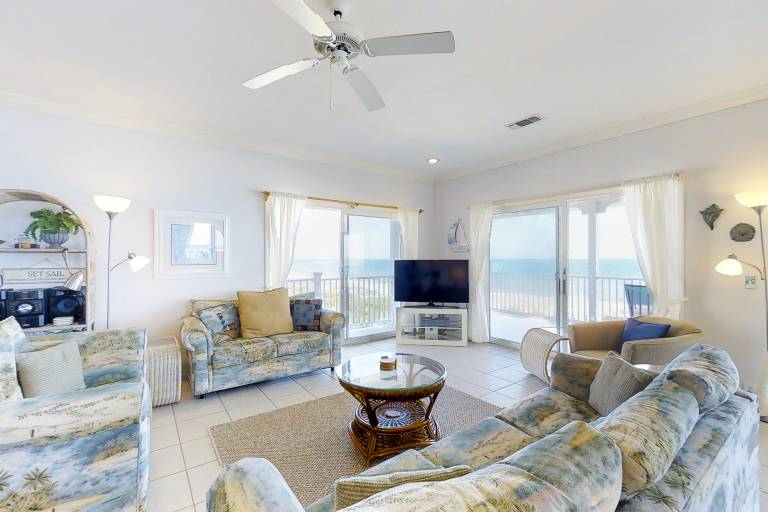 House Saint George Island