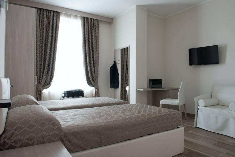 Expo Hotel Milan — photo 2