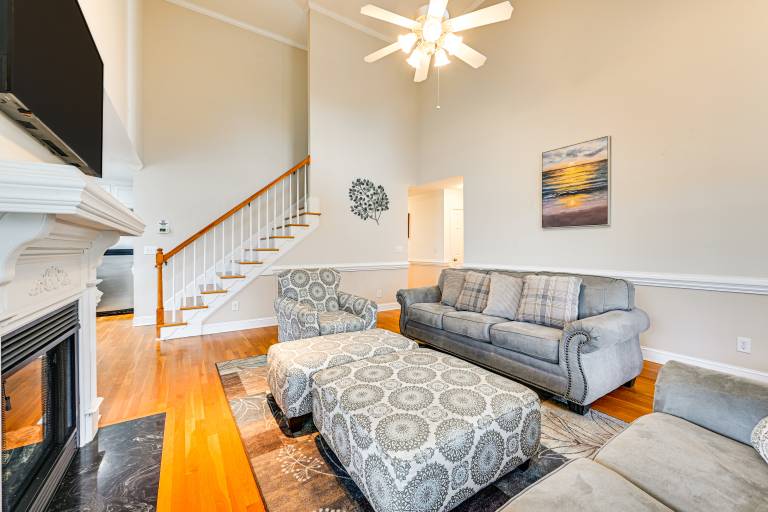 9 Mi to Dtwn: Greenville Home w/ Screened Patio! — photo 5