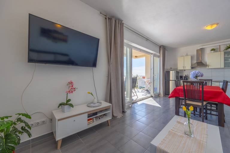 Fully equipped apartment with BBQ | Sea view | Pets are welcome — photo 3