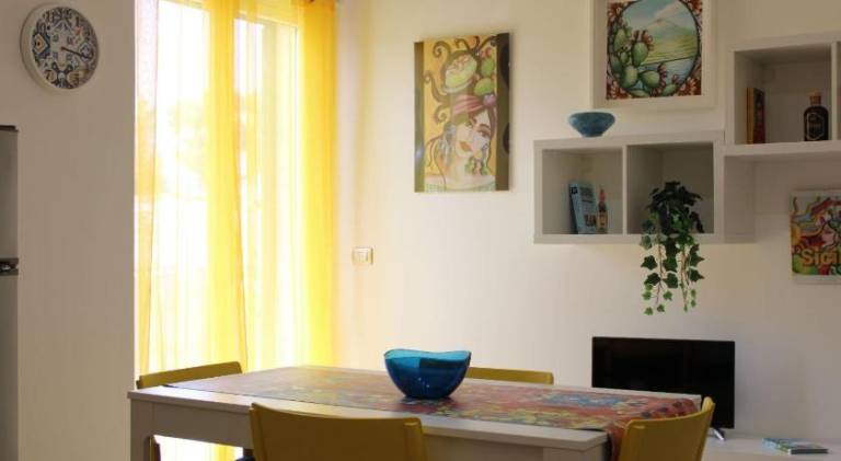 Holiday apartment with 2 rooms for 4 persons — photo 3