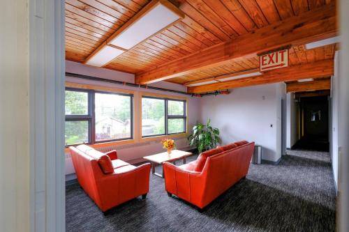 Lodge Seward