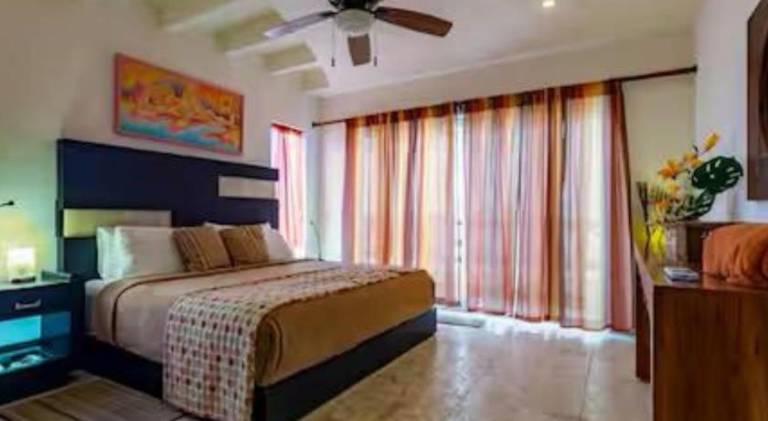 SEA-FRONT VILLA, Isla Mujeres! Stunning Sea Views! — photo 2