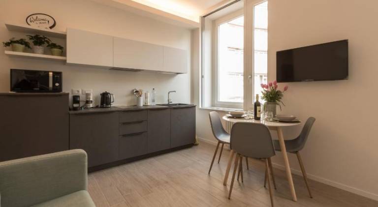 Pleasant apartment | Next to Two Towers | Pets allowed — photo 2