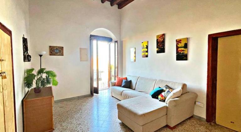 Rental apartment with 2 rooms for 7 persons in Trani