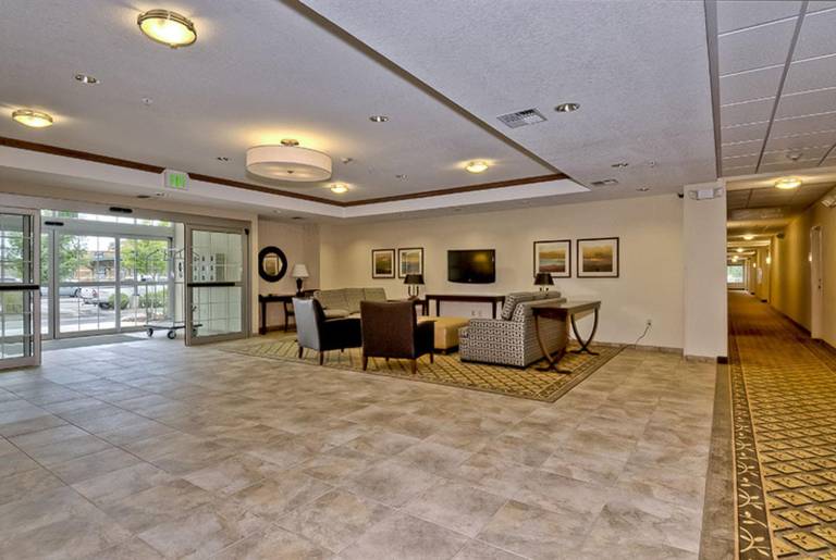 Candlewood Suites Burlington By IHG — photo 3
