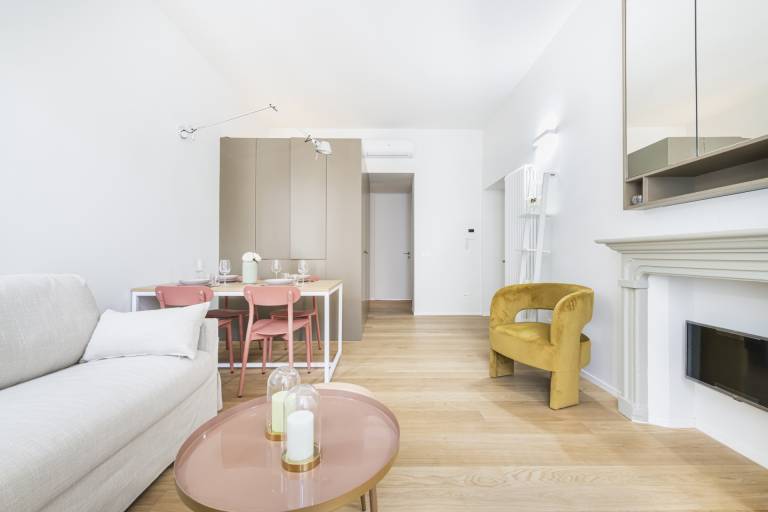 Holiday apartment with 2 rooms for 4 persons in Milan