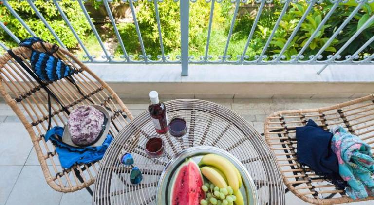 Fully equipped beautiful holiday apartment with patio & yard | Perfect for remote work | Pet-friendly — photo 5