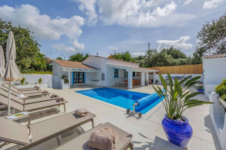 Ferienhaus in Loulé f&uuml;r max. 10 Personen am Atlantik