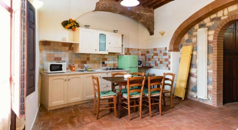 Rental apartment with 2 rooms for 4 persons in Santa Luce