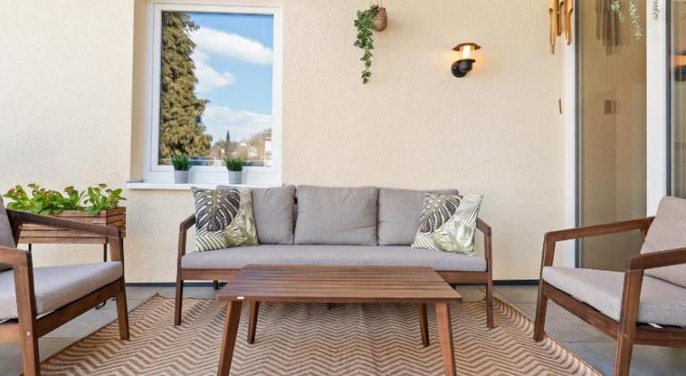 Holiday apartment with patio — photo 4