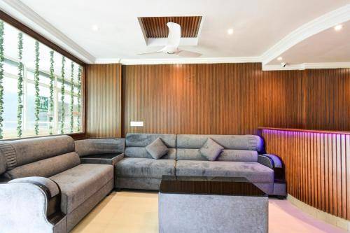 Hotel O Vaishnavi Residency