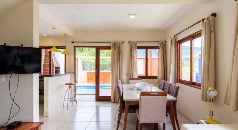 Pleasant vacation home with pool | Next to the beach | Pets are welcome — photo 2
