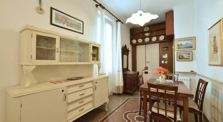 Apartment with 2 rooms for 6 persons in Laigueglia