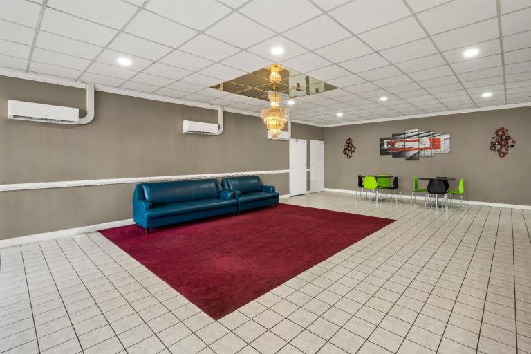 Americas Best Value Inn Wilson — photo 4