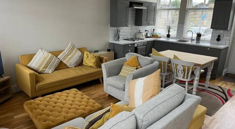 House | Pets are welcome — photo 2