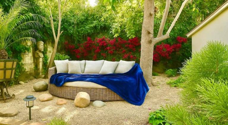Enchanting Private Hollywood Hills Guest House with Tranquil Tree-Top Views, Magical Outdoor Living — photo 5