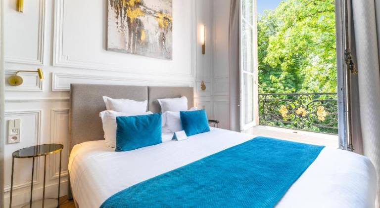 Apartment | Next to Place des Quinconces | Suitable for remote work | Pets allowed in Bordeaux