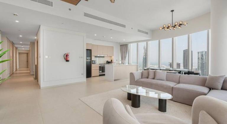 House with barbeque, terrace & pool | Near Burj Khalifa — photo 3