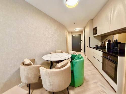 Rental apartment with patio — photo 4
