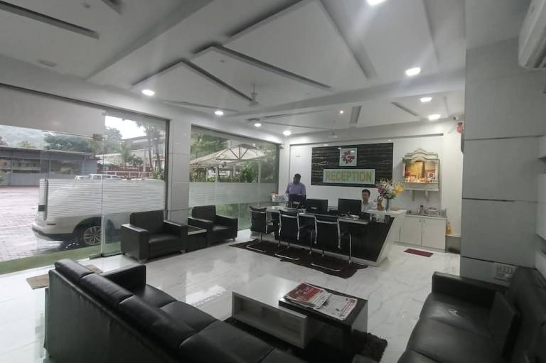 Royal Garden Resort