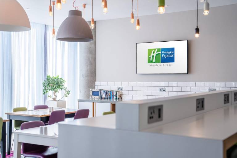 Holiday Inn Express Aberdeen Airport By IHG — photo 5