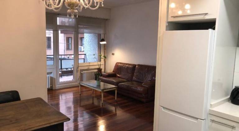 Apartment with terrace | Next to Mercado de la Ribera | Pets are welcome — photo 2