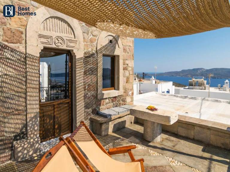 Villa  Milos