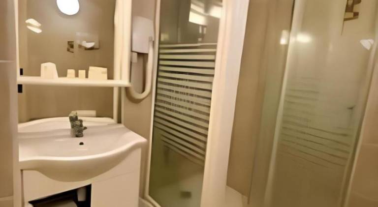 Contact Hotel - Prim Witry - Reims Nord — photo 2