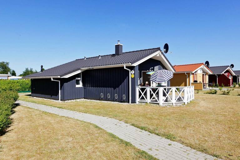 House with sauna, patio & jacuzzi — photo 2
