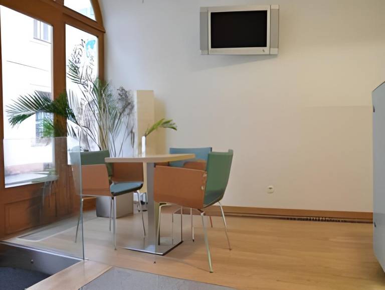Hotel v Centru — photo 4