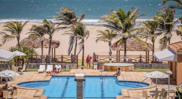 Serviced apartment with barbecue, pool & hot tub | Next to the beach | Pets are welcome — photo 3